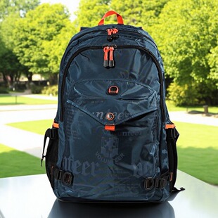 双肩包男旅行轻便大容量背包男士时尚潮流新款休闲学生书包电脑包