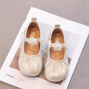 真皮女童公主鞋子2026新款儿童小皮鞋软底小香风单鞋女宝春季瓢鞋