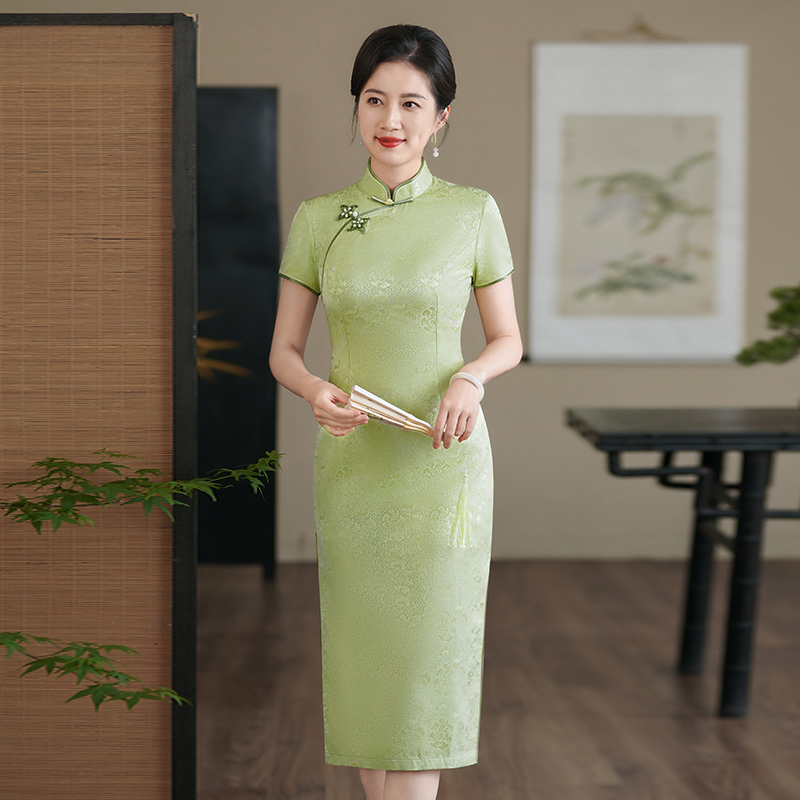 2025新款真丝旗袍素雅气质中长款妈妈送考婚宴宴会日常可穿旗袍裙