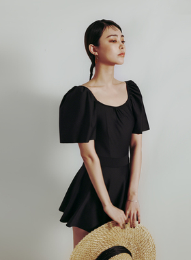 黑色礼服-W小调短袖遮肚显瘦裙式极简保守连K体温泉游泳衣女2020