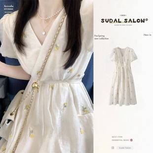 夏季 小众碎花长裙小个子女 法式 轻熟桔梗高端精致连衣裙V领泡泡袖