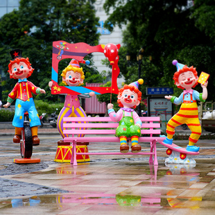 搞怪小丑网红打卡景区摆件马戏团游乐场商场景观美陈装 饰落地雕塑