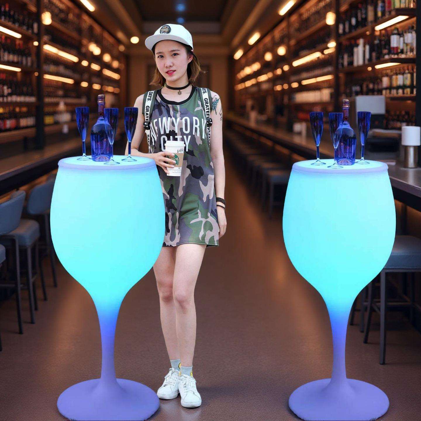 发光高脚桌酒吧桌椅组合创意散台桌户外清吧圆形小茶几户外吧台桌