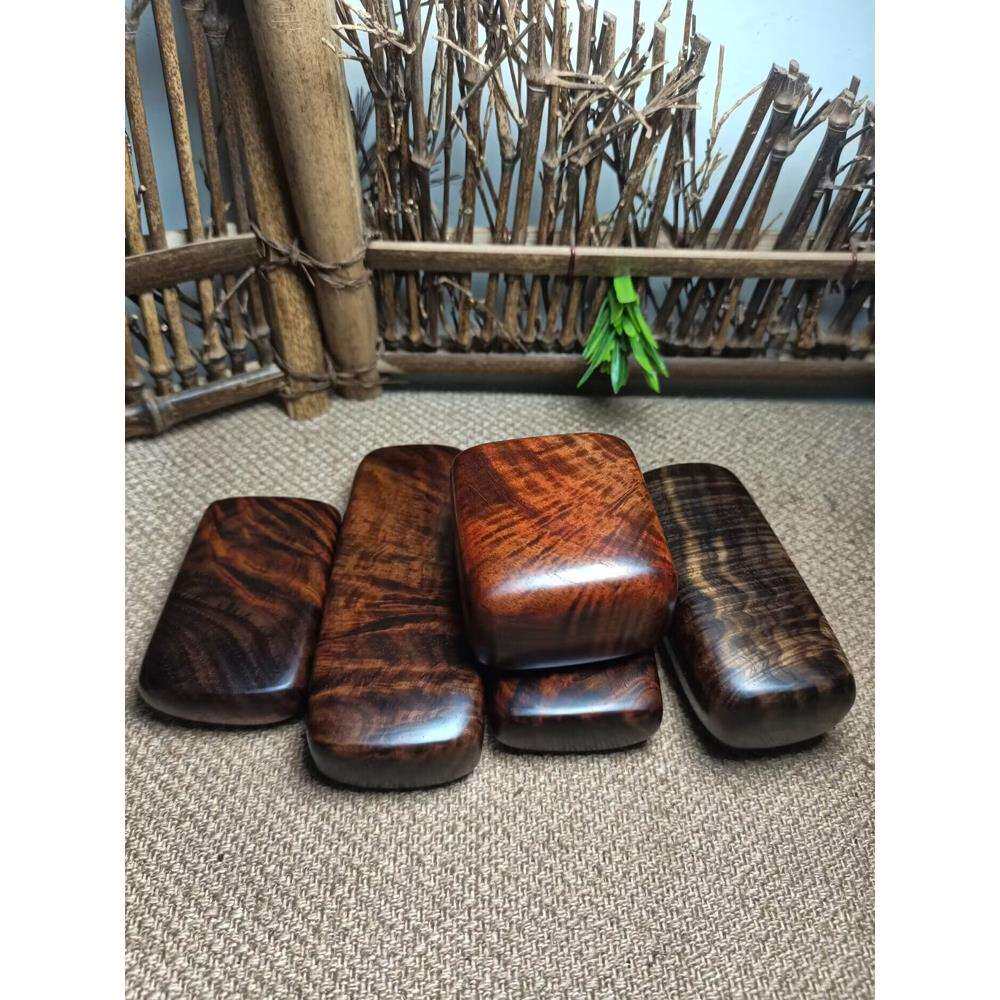 老挝大红酸枝高油文玩红木精品文玩手捻 交趾黄檀木料随形手把件