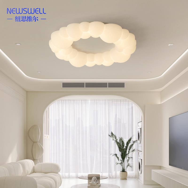 2024新款流行客厅灯现代简约大气主卧室灯具奶油风泡泡云朵吸顶灯
