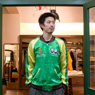 STUDIO D'ARTISAN小猪BILLI-002比利肯刺绣缎面棒球服横须贺夹克