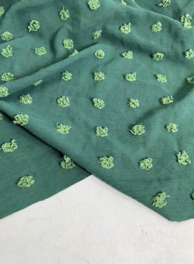 D799墨绿色小毛球提花冰丝绉雪纺布头柔软垂坠透气连衣裙上衣面料