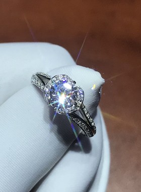 牵牛花群镶莫桑石钻戒轻奢款仿钻戒80分莫桑石复古戒指婉约婚戒