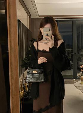 尚楠针~大码女装亚纯欲风秋冬中长款衣外套+温柔织吊带裙VWG毛两