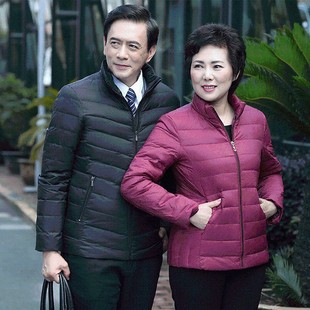 中老年男女情侣轻k薄款羽绒服加大码中年人40岁50老爸妈秋冬装外