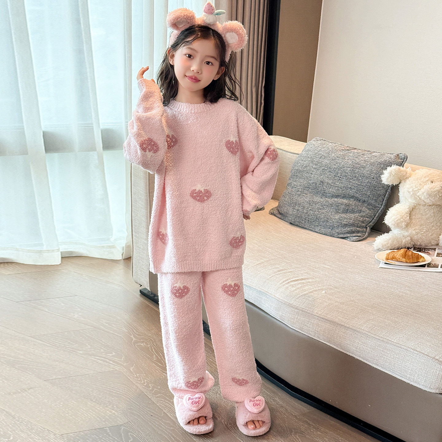 女童加厚珊瑚绒秋冬季睡衣