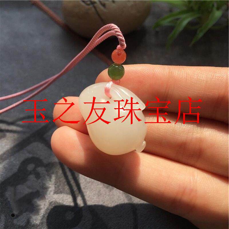 和田玉白玉生肖小兔子吊坠少女款项链小饰品玉坠立体玉兔挂件送礼