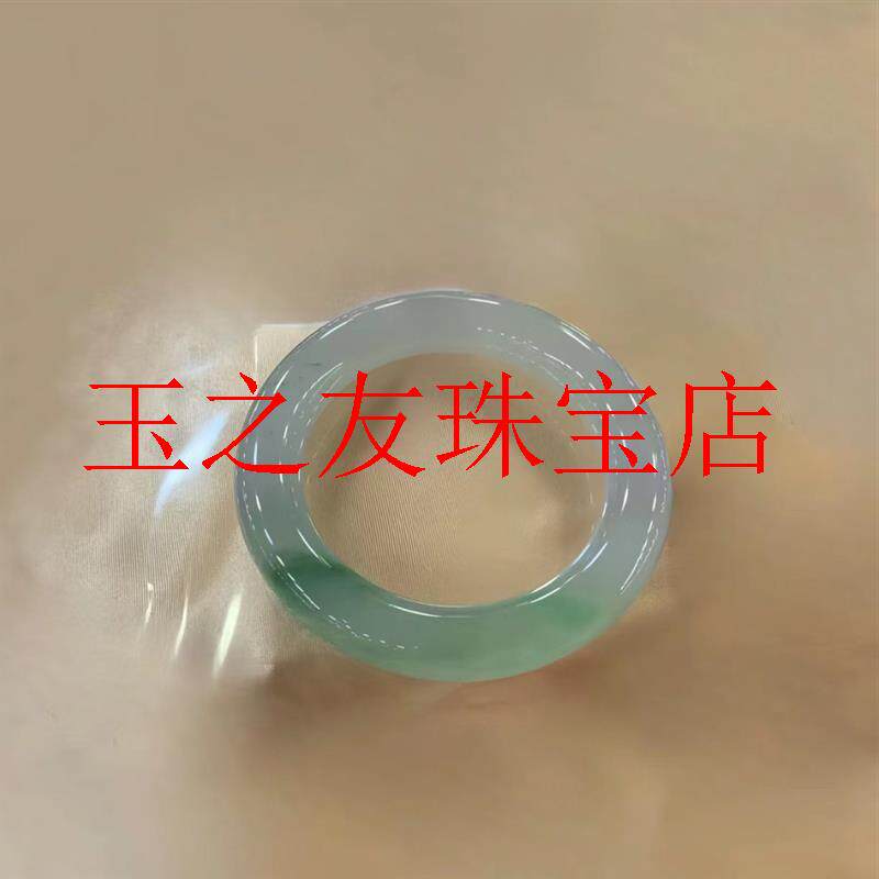 缅甸冰糯种白底飘绿花翡翠色手镯圆条玉镯老坑玻璃种阳绿玉手镯爆