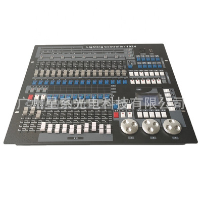 厂家直销高品质DMX512舞台灯光控制器1024中文控制台