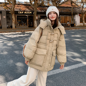 韩版洋气卡其色保暖连帽羽绒服女2025冬季新款显瘦加厚白鸭绒外套图片