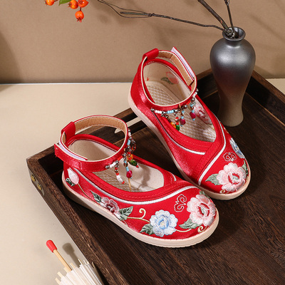 汉服鞋子女童绣花鞋儿童布鞋2025新款古风古装民族风搭配马面裙鞋