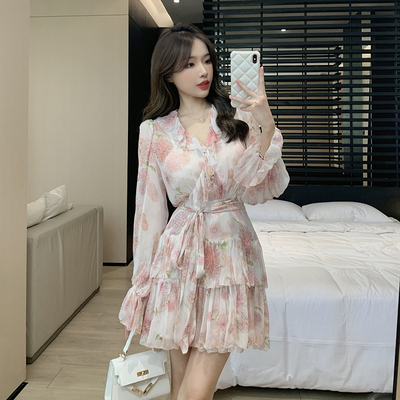 大姐姐 2023新款花前悦夏挂颈垂坠感超火洋装女夏泡泡袖中长裙