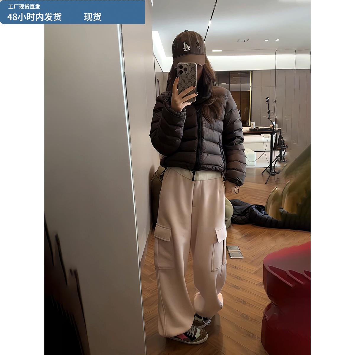 2025冬季新款白鸭绒排骨羽绒服女短款连帽小个子宽松百搭保暖外套