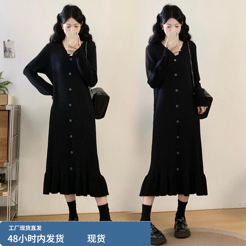 配大衣打底内搭毛衣连衣裙女秋冬大码胖mm赫本风高级感针织小黑裙