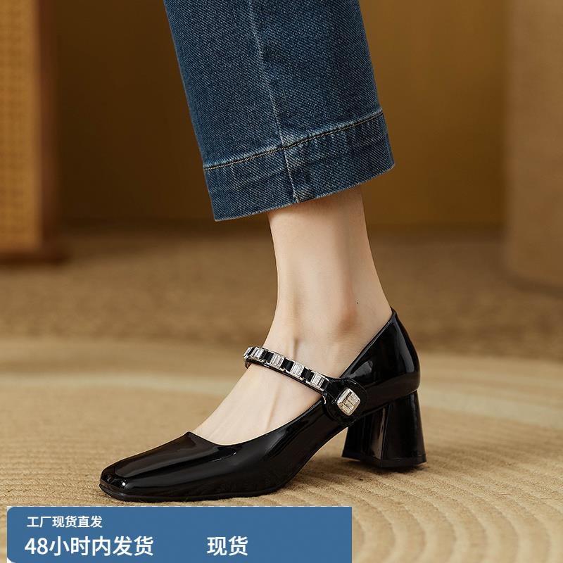 法式一字扣链条粗跟玛丽珍女鞋春秋季配裙子方头浅口中高跟单鞋女