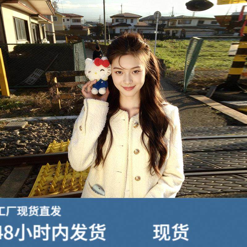 白色小香风套装羽绒外套女小个子春秋冬法式富家千金加厚短款上衣,运动/瑜伽/健身/球迷用品,广场舞套装,淘宝优惠券,粉丝福利购,淘宝优惠卷