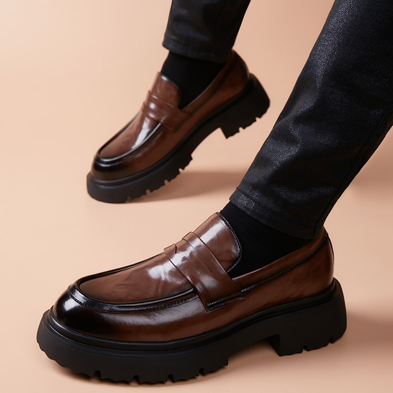 男士秋季皮鞋一脚蹬休闲透气商务正装新款百搭厚底增高真皮男鞋