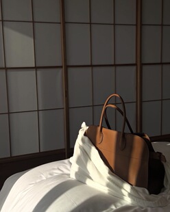 鉴赏48小时fwj2026大容量通勤真皮单肩手提包轻奢手拎Margaux15