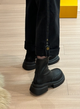 韩版厚底短靴女冬季百搭内增高瘦瘦靴英伦风黑色马丁靴