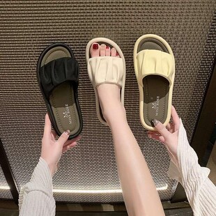 真皮厚底高级感凉拖鞋女软底2新款夏0G24季外穿休闲一字拖沙滩新