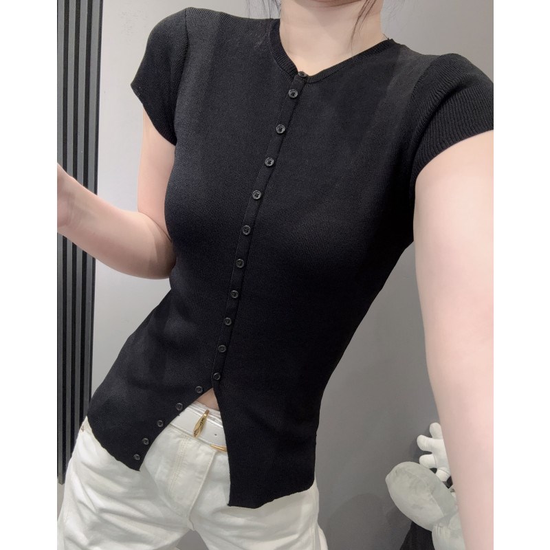 圆领纽扣冰丝针织衫短袖女时尚百搭弹力紧身下摆开叉小衫上衣夏季
