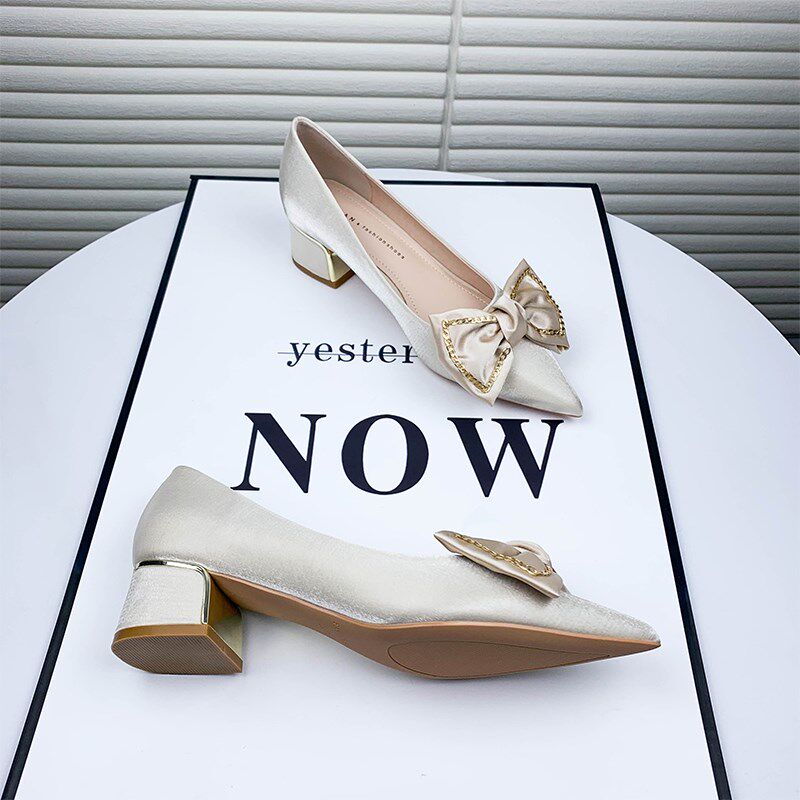 白色高跟鞋女春粗跟2024年新款百搭绸缎尖头法式少女单鞋中跟5CM