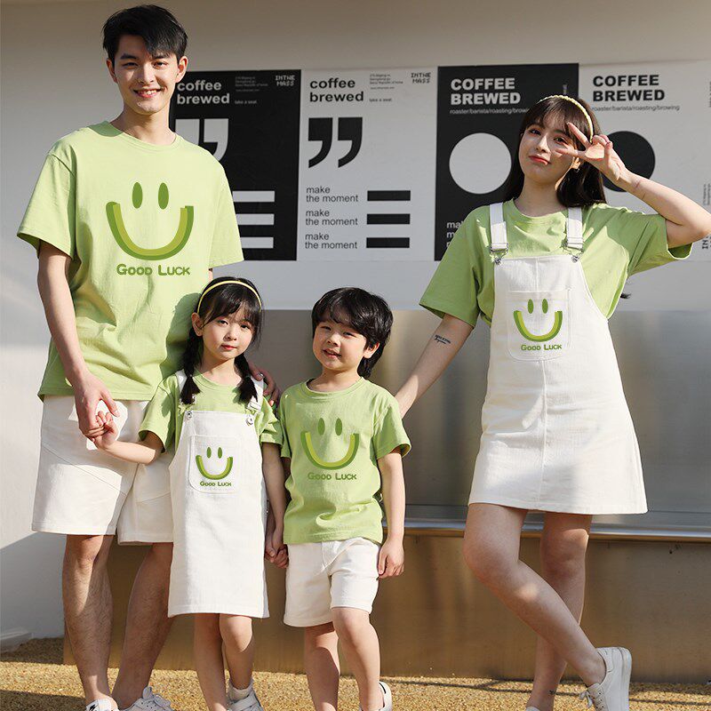 亲子装背带裙套装夏季新款一家三四口母女显瘦沙滩度假夏装连衣裙