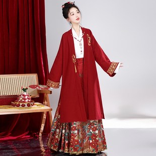 红姝玉影汉服女红色飞机袖毛呢大衣马面裙婚服中式国风订婚婚服套