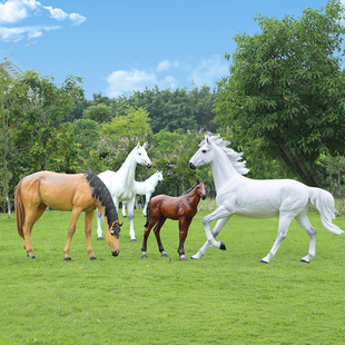仿真大型白马玻璃钢雕塑动物园落地摆件公园庭院草坪园林模型装 饰
