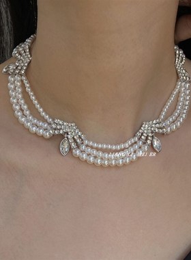 多层珍珠项链秋冬叠戴镶钻水滴锁骨链女高级感轻奢小众夸张颈链