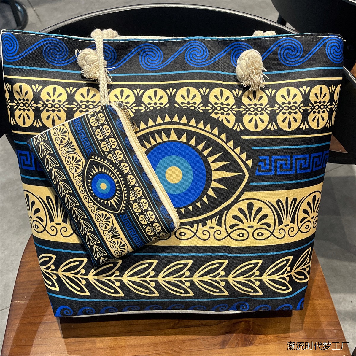 2026新款恶魔之眼帆布包蓝眼睛手提袋恶魔之眼单肩包大容量沙滩包