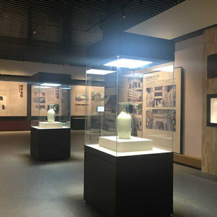 5超白夹胶玻璃博物馆独立柜厂家 展示柜制作工厂