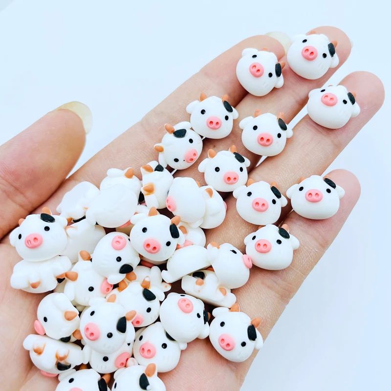 20 Pcs New Cute Mini Cartoon Young Cow Flat Back Resin Caboc