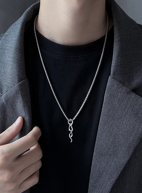 钛钢荆棘项链男女小众轻奢吊坠