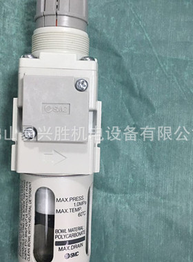 原装SMC过滤减压阀AW20-01BE-CR-B 带杯体保护罩过滤调压阀