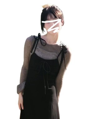 早秋韩系氛围感穿搭黑色吊带连衣裙子女202MP4新款小个子一整套装