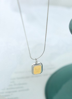 法式风格几何形项链创意设计钢色锁骨链镶K嵌镀金方块时尚百搭首