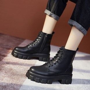 厚底马丁靴女春秋单靴2021新款 女靴41一4 炸街E黑色短靴英伦风大码