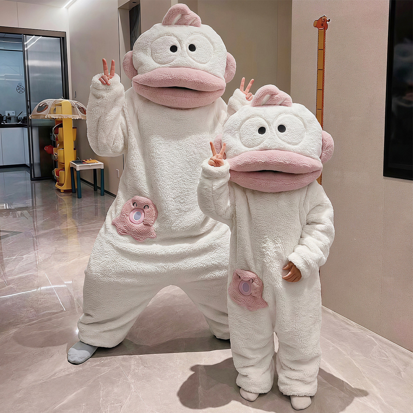 汉顿丑鱼连体睡衣成人儿童