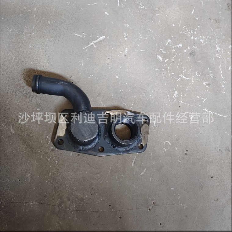 重庆出水接头NT855 船舶柴油发动机配件3051035出水接头