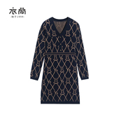 衣尚 兔子字母提花V领连衣裙 新款 100%山羊绒 纯绒长裙女士春季