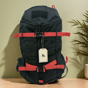 2D27升大背包耐磨户外运动防水战术徒步骑行登山包日常通勤包现货