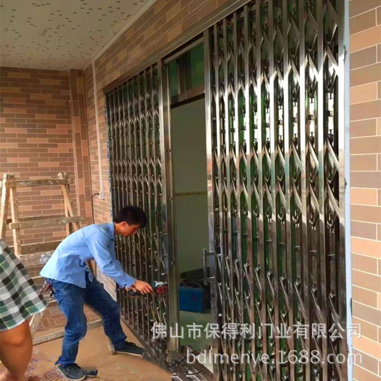 不锈钢拉闸门 防盗门窗 仓库推拉门 商铺门 折叠门
