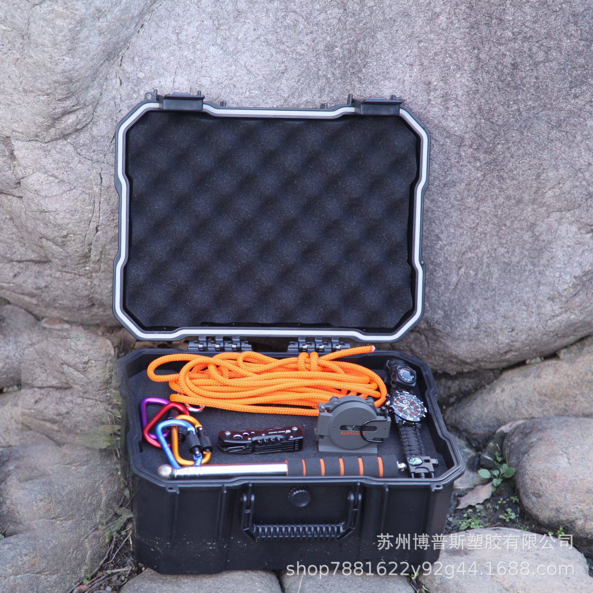 X-3101 户外防水箱 IP68抗压防水户外野营车载便携箱 手提塑料盒