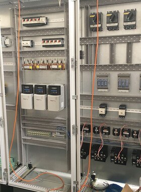 FR-F80x0系列变频控制柜